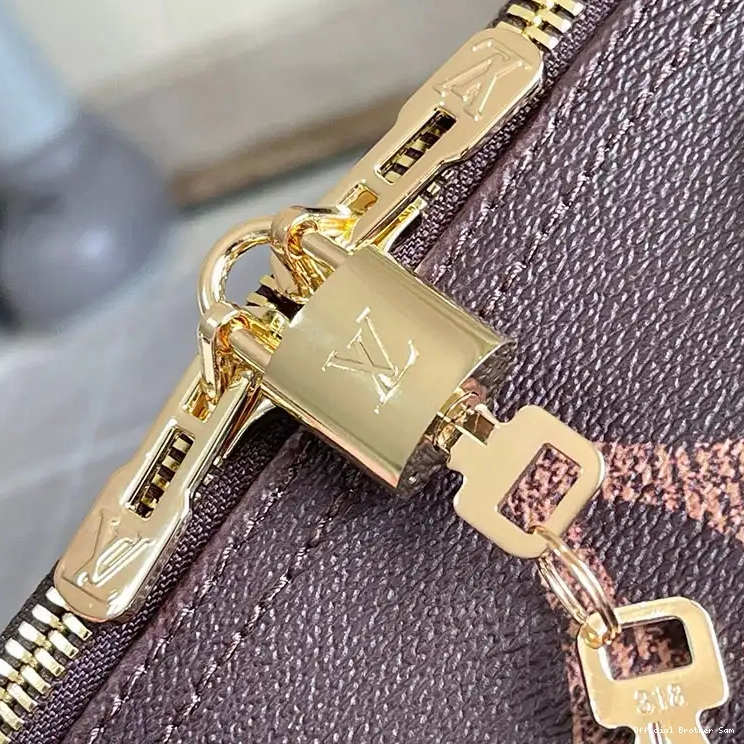 Official Brother Sam Bags LV 2410YA0019 0506